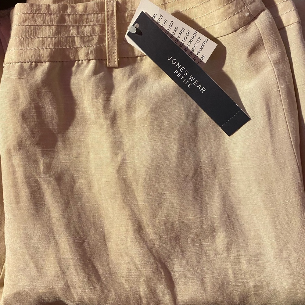 NWT Jones New York Linen Cream Chinos for Effortless Style